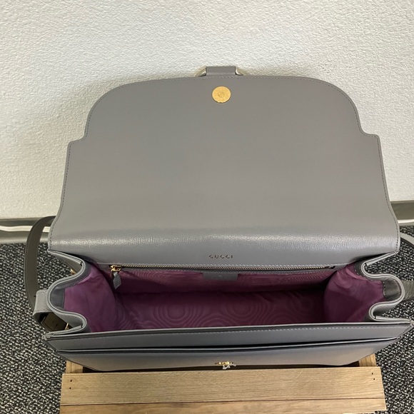 Gucci Grey Shoulder Bag - Picture 4 of 5